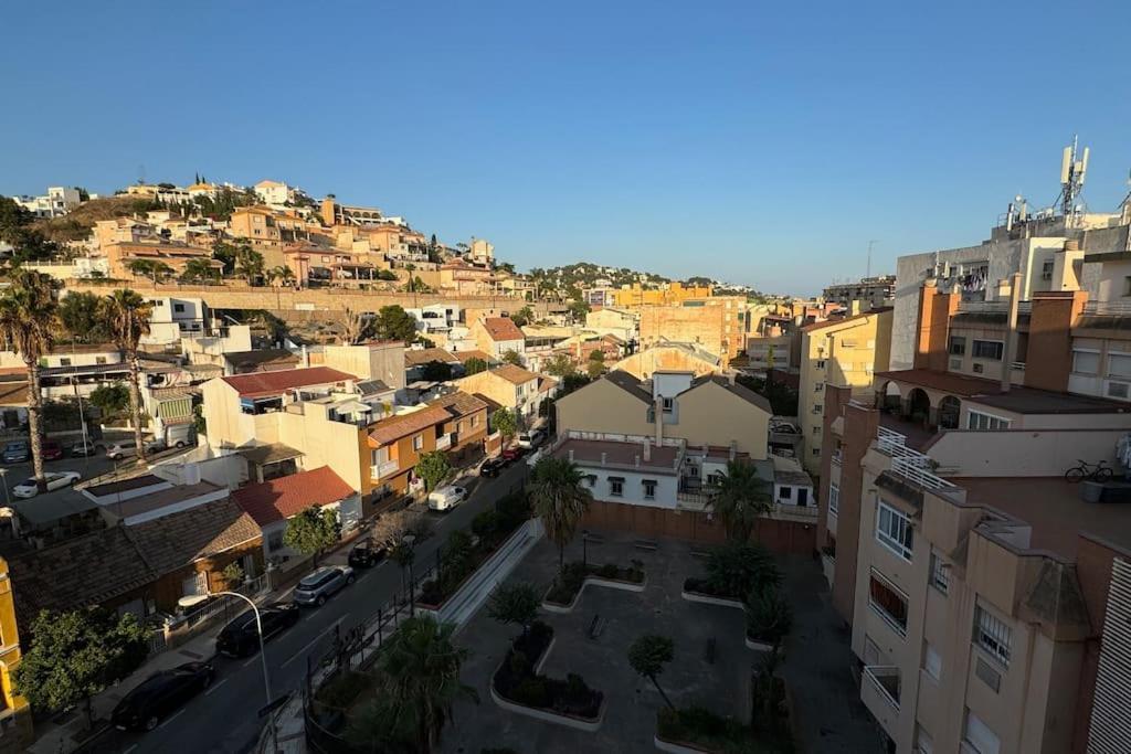 Charming With Mountain Views Apartment Málaga